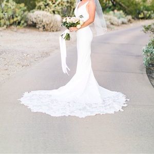 Sleeveless White Collar- Long Pant Jump Suit & Essense of Australia- Size 4